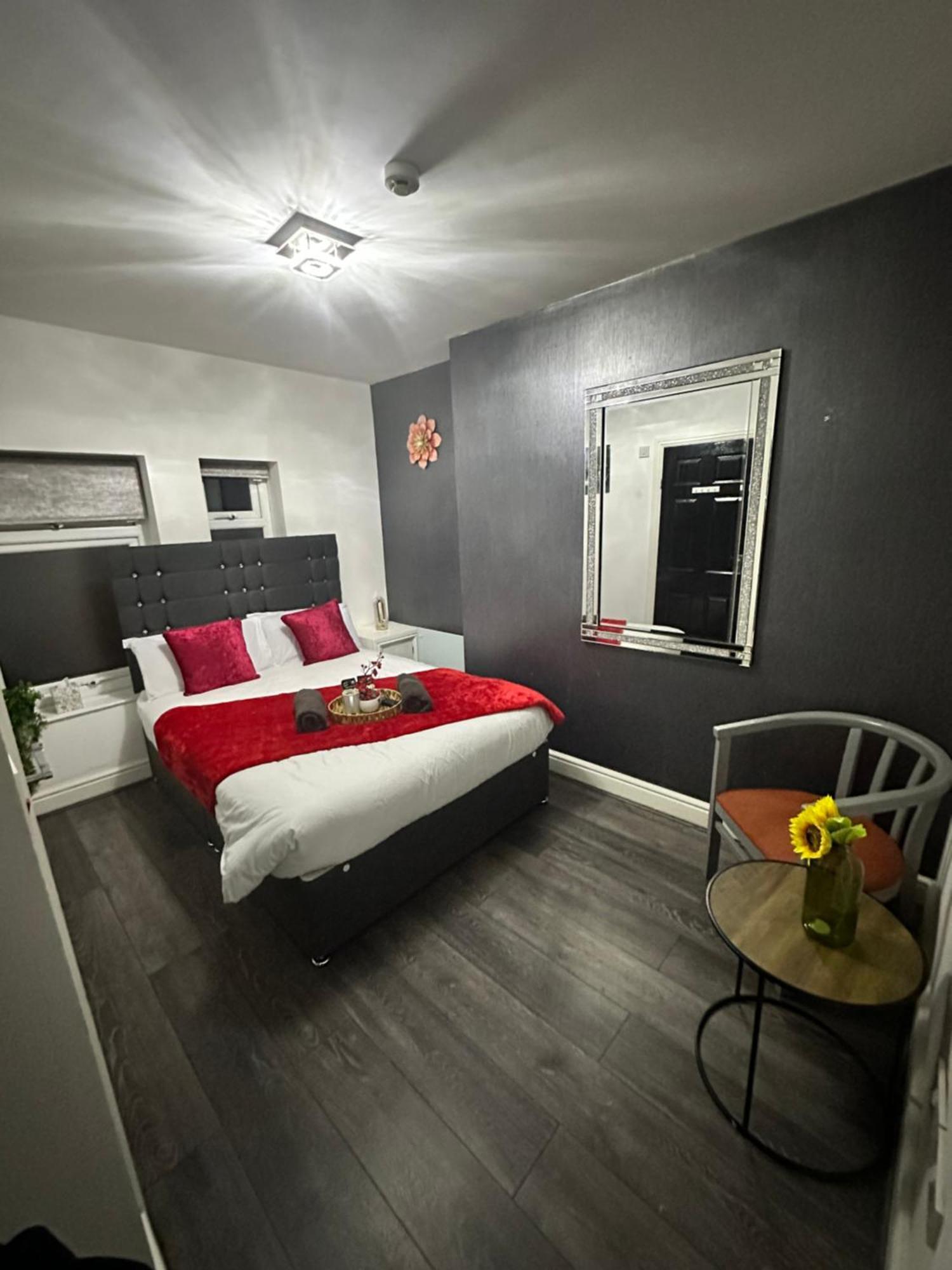 The Marlborough House Hotell Liverpool Exteriör bild