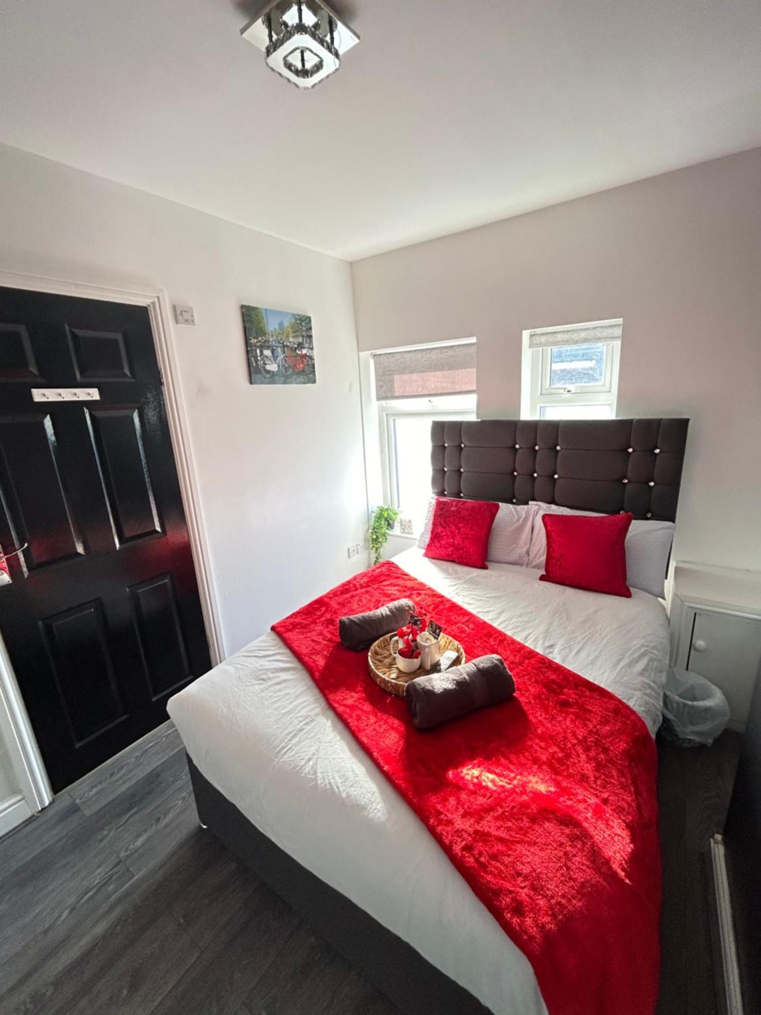 The Marlborough House Hotell Liverpool Exteriör bild